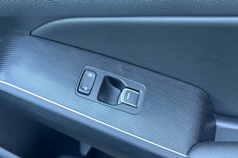 Honda Civic Sedan Vehicle Full-screen Gallery Image 21