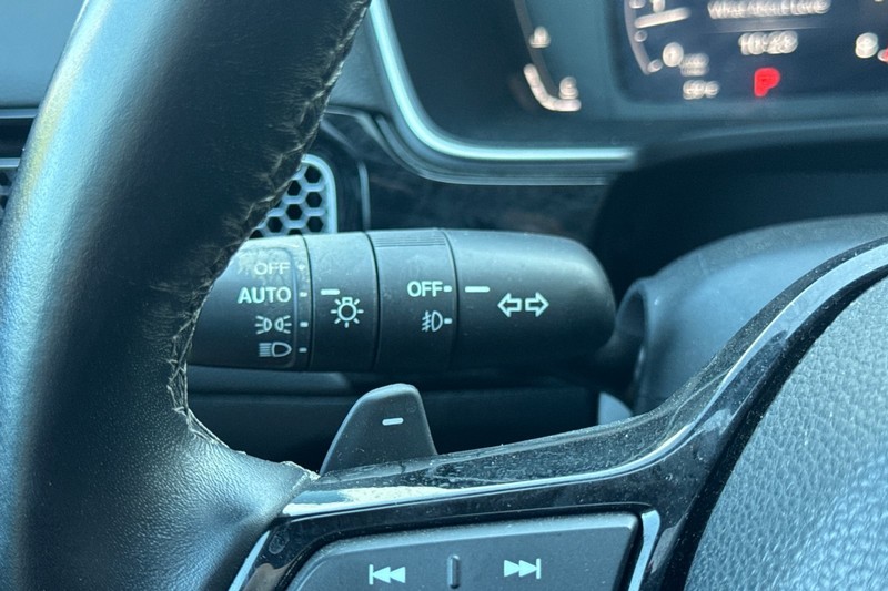 Honda Civic Sedan Vehicle Full-screen Gallery Image 36