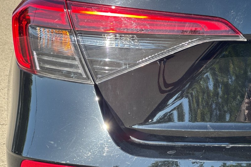 Honda Civic Sedan Vehicle Full-screen Gallery Image 48