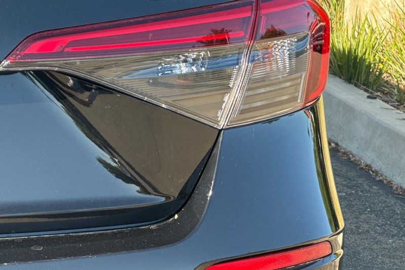 Honda Civic Sedan Vehicle Full-screen Gallery Image 50