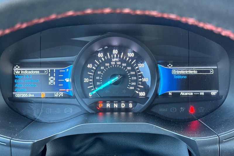 Ford Edge Vehicle Full-screen Gallery Image 40