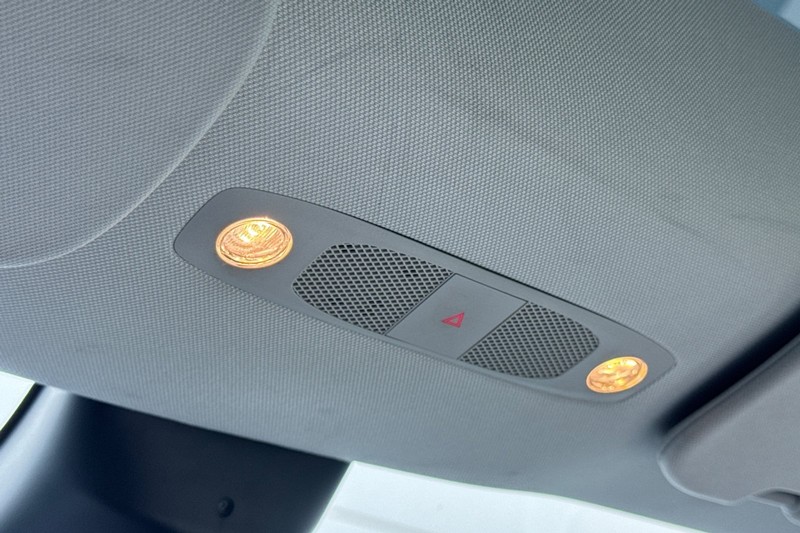 Tesla Model Y Vehicle Full-screen Gallery Image 24