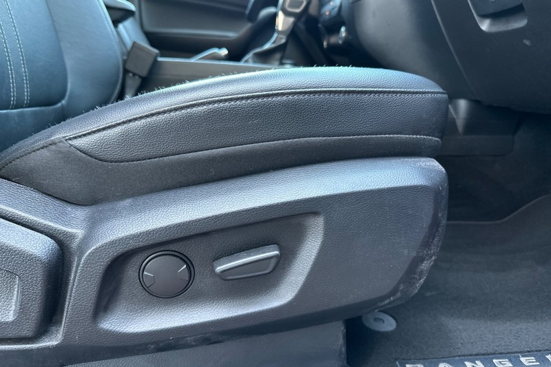 Ford Ranger Vehicle Full-screen Gallery Image 22