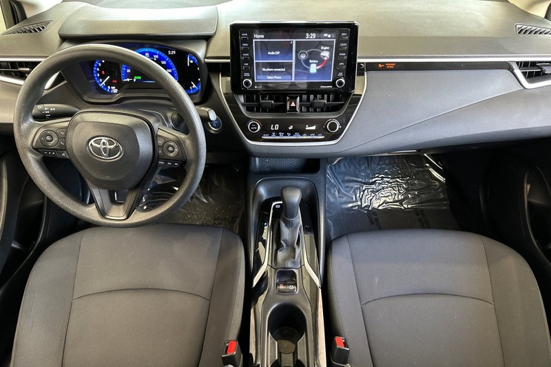 Toyota Corolla Hybrid Vehicle Full-screen Gallery Image 15