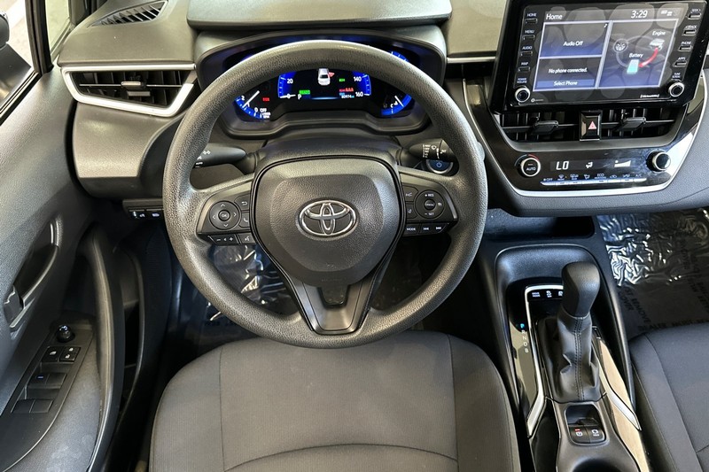 Toyota Corolla Hybrid Vehicle Full-screen Gallery Image 16