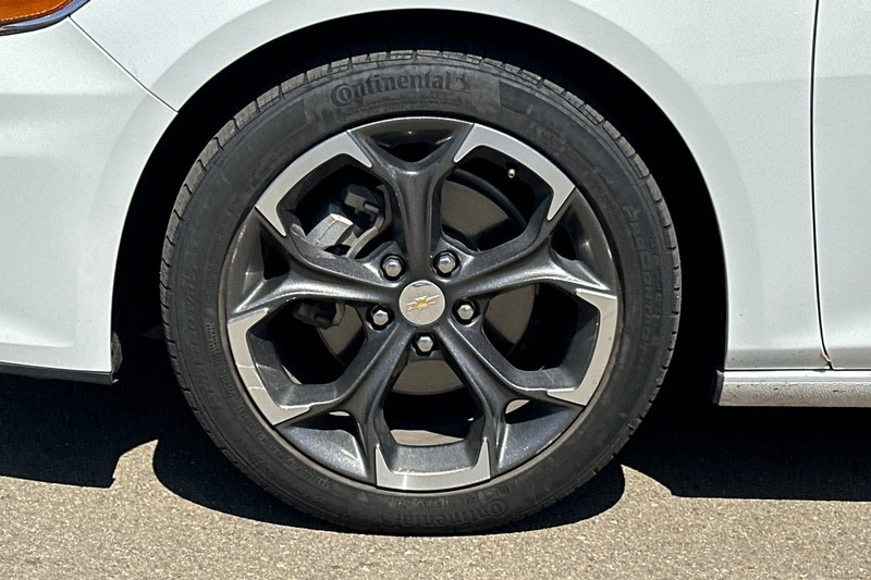 Chevrolet Malibu Vehicle Full-screen Gallery Image 44