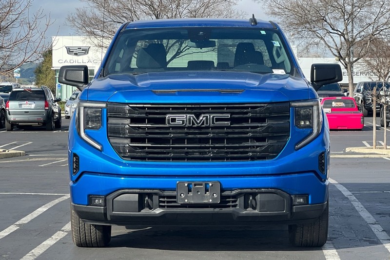GMC Sierra 1500 Vehicle Full-screen Gallery Image 09