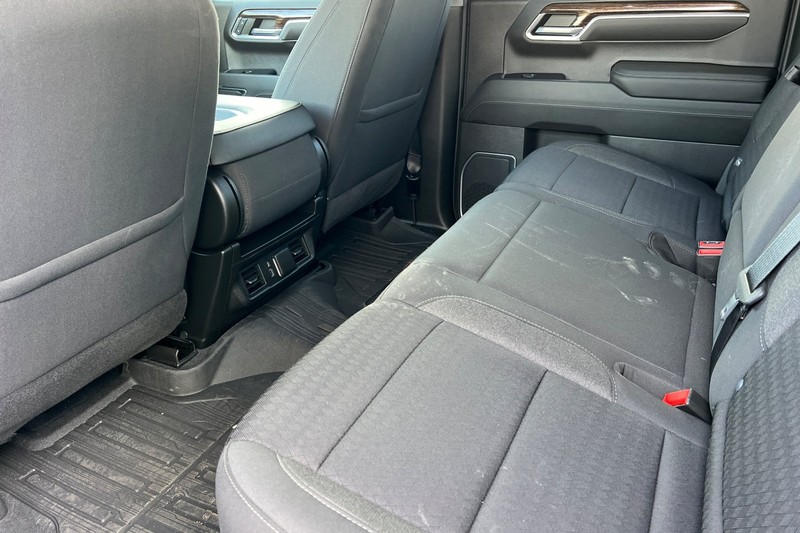 GMC Sierra 1500 Vehicle Full-screen Gallery Image 14