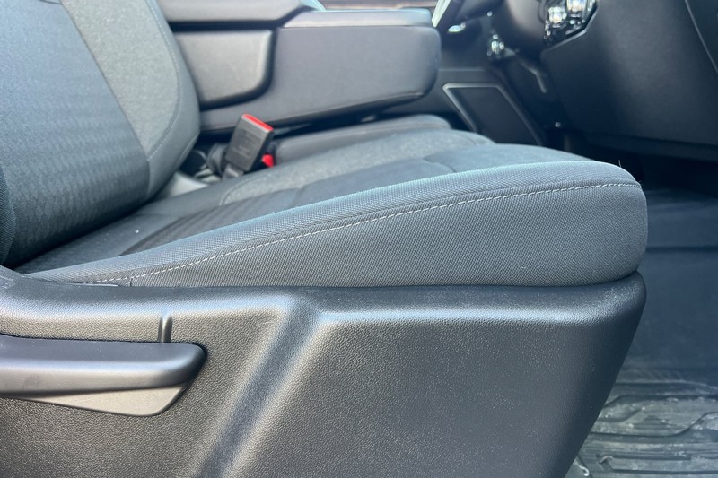 GMC Sierra 1500 Vehicle Full-screen Gallery Image 23