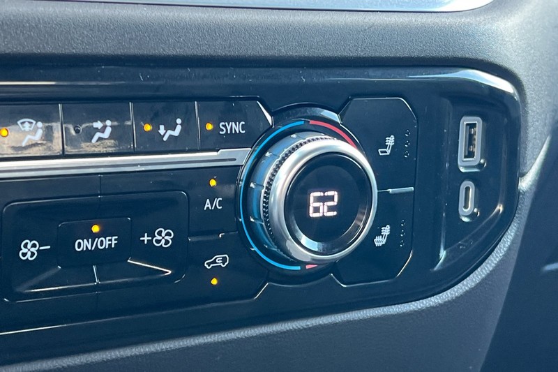GMC Sierra 1500 Vehicle Full-screen Gallery Image 30