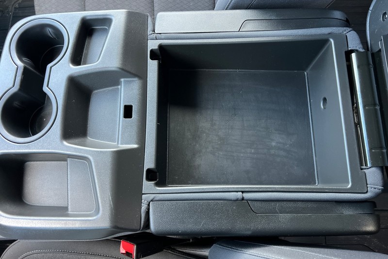 GMC Sierra 1500 Vehicle Full-screen Gallery Image 32