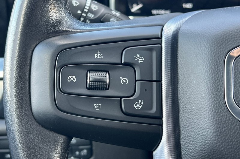 GMC Sierra 1500 Vehicle Full-screen Gallery Image 36