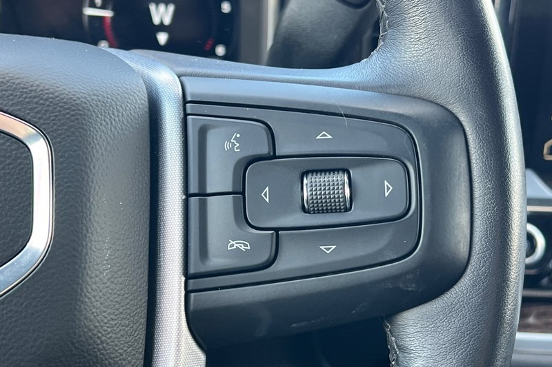 GMC Sierra 1500 Vehicle Full-screen Gallery Image 38