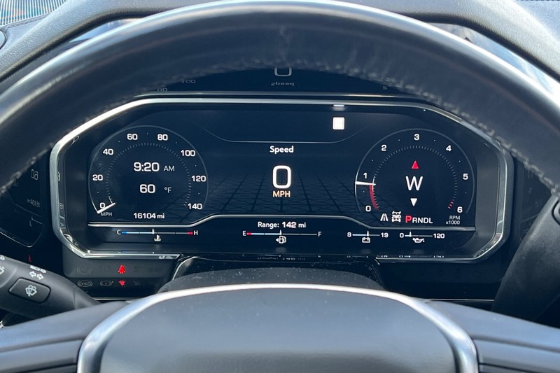 GMC Sierra 1500 Vehicle Full-screen Gallery Image 39
