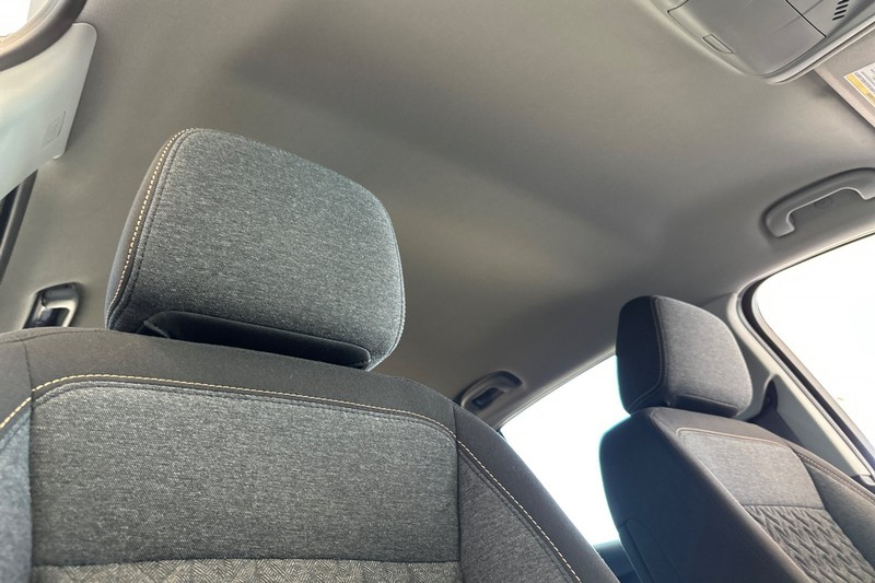 Chevrolet Equinox Vehicle Full-screen Gallery Image 20
