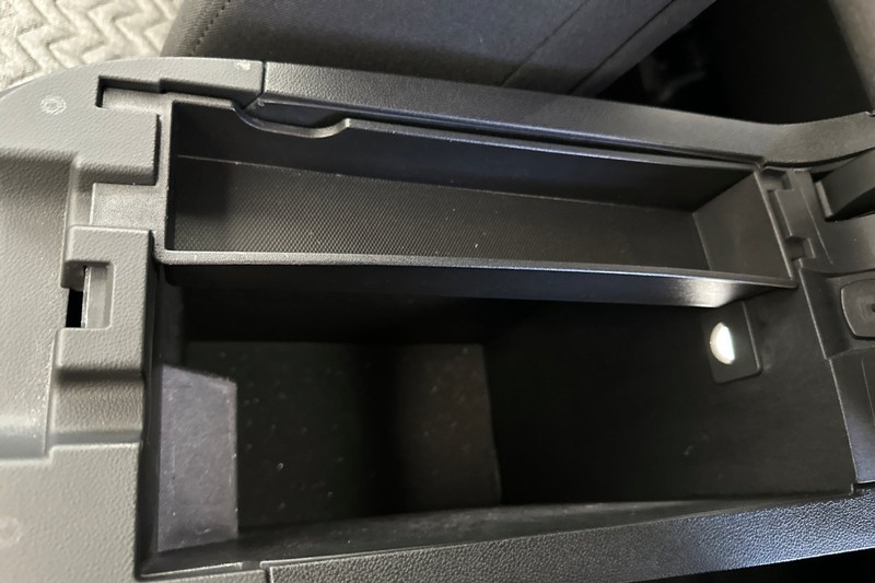 Chevrolet Equinox Vehicle Full-screen Gallery Image 30