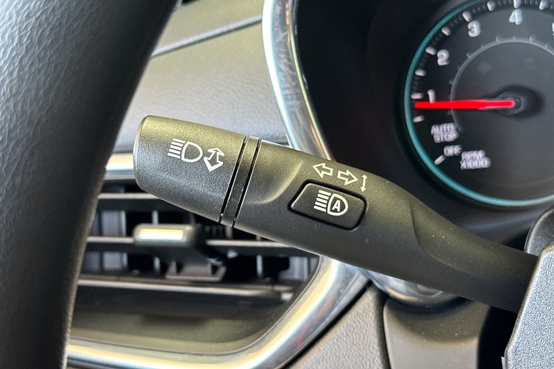 Chevrolet Equinox Vehicle Full-screen Gallery Image 35