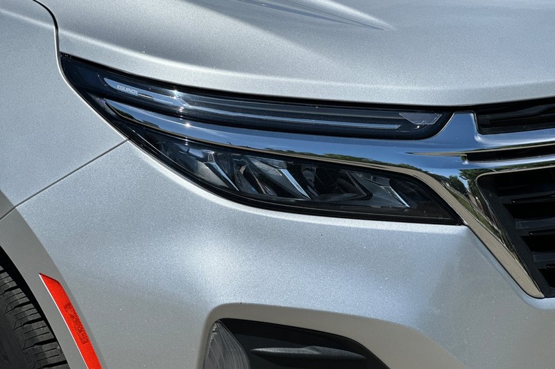 Chevrolet Equinox Vehicle Full-screen Gallery Image 43