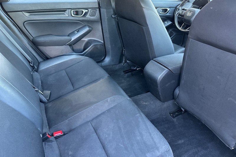 Honda Civic Sedan Vehicle Full-screen Gallery Image 17
