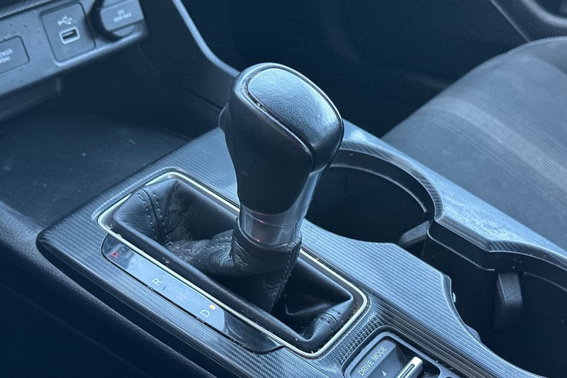 Honda Civic Sedan Vehicle Full-screen Gallery Image 32