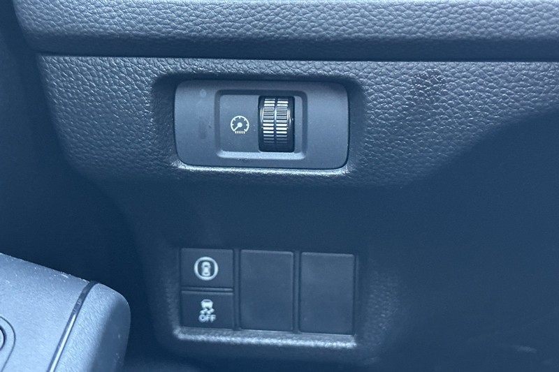 Honda Civic Sedan Vehicle Full-screen Gallery Image 40