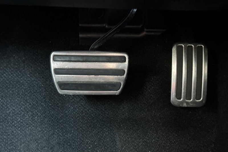 Honda Civic Sedan Vehicle Full-screen Gallery Image 41