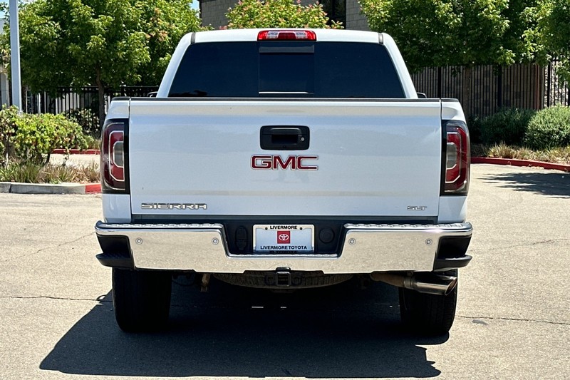 GMC Sierra 1500 Vehicle Full-screen Gallery Image 05