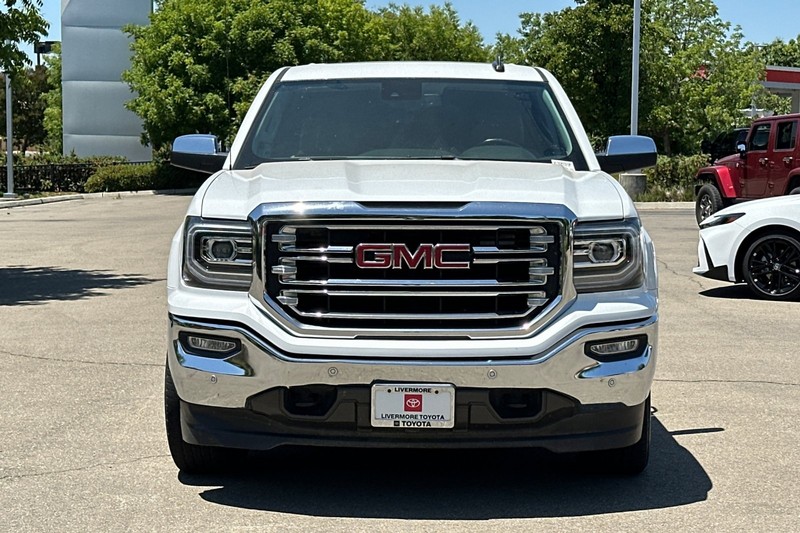 GMC Sierra 1500 Vehicle Full-screen Gallery Image 09