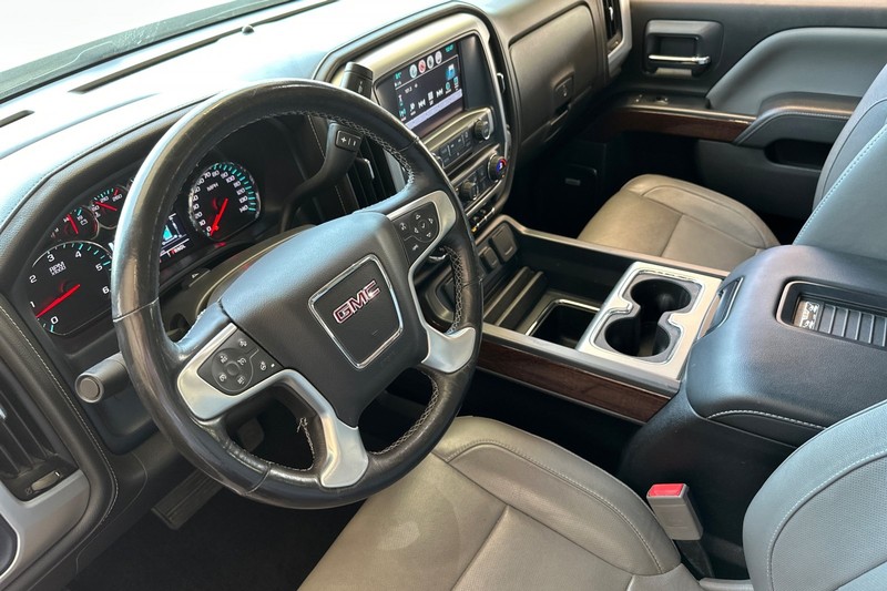 GMC Sierra 1500 Vehicle Full-screen Gallery Image 10