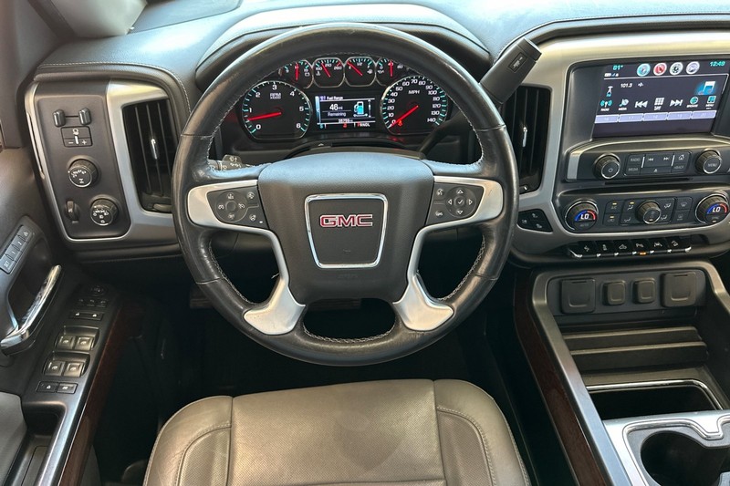 GMC Sierra 1500 Vehicle Full-screen Gallery Image 15
