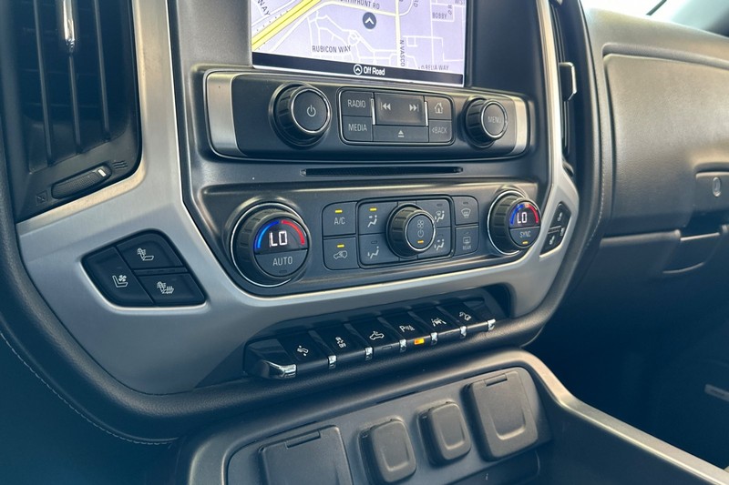 GMC Sierra 1500 Vehicle Full-screen Gallery Image 25