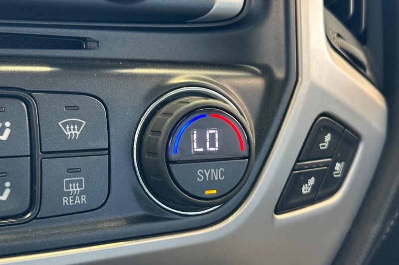 GMC Sierra 1500 Vehicle Full-screen Gallery Image 27