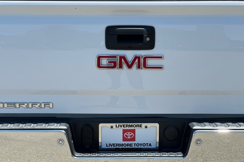 GMC Sierra 1500 Vehicle Full-screen Gallery Image 47