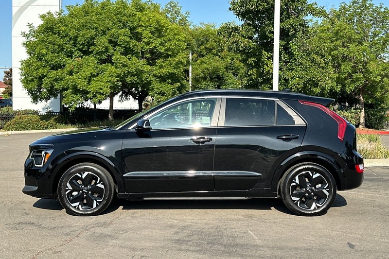 Kia Niro EV Vehicle Full-screen Gallery Image 07