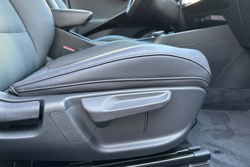 Kia Niro EV Vehicle Full-screen Gallery Image 23