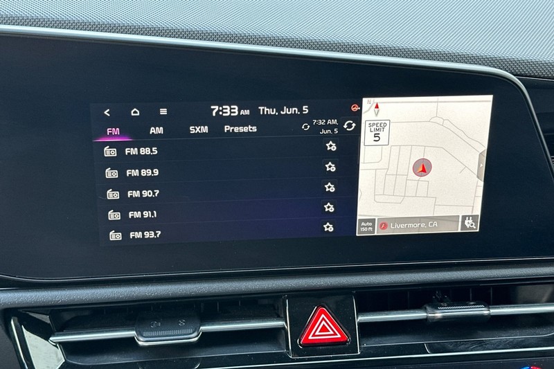 Kia Niro EV Vehicle Full-screen Gallery Image 26