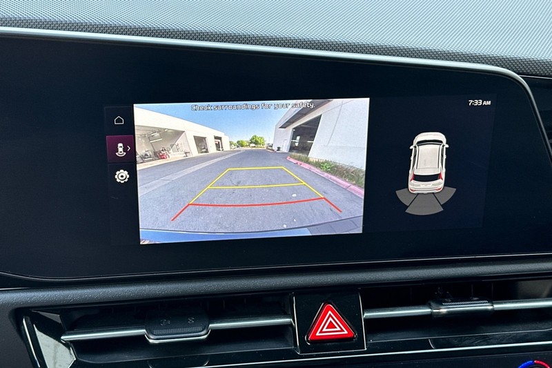 Kia Niro EV Vehicle Full-screen Gallery Image 27