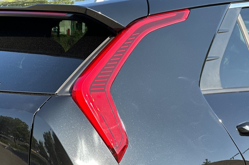 Kia Niro EV Vehicle Full-screen Gallery Image 48