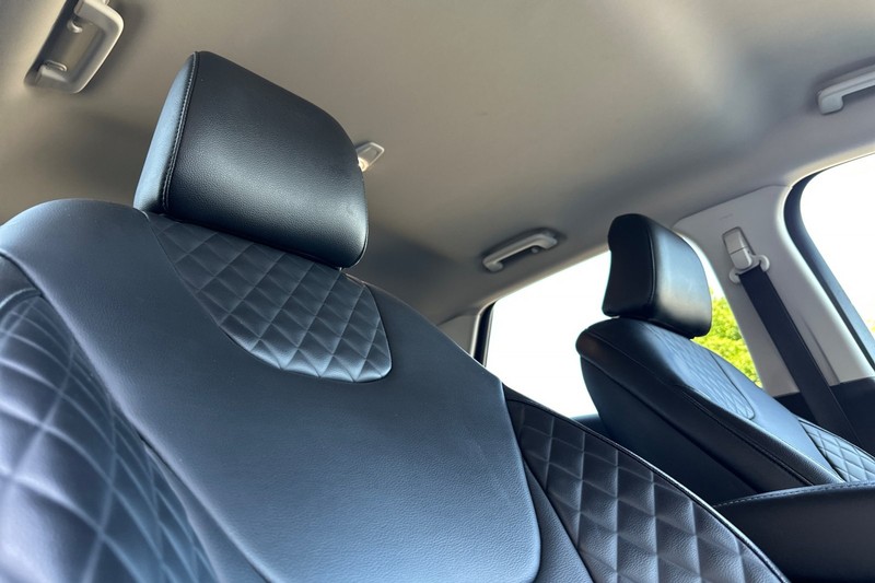 Ford Edge Vehicle Full-screen Gallery Image 19