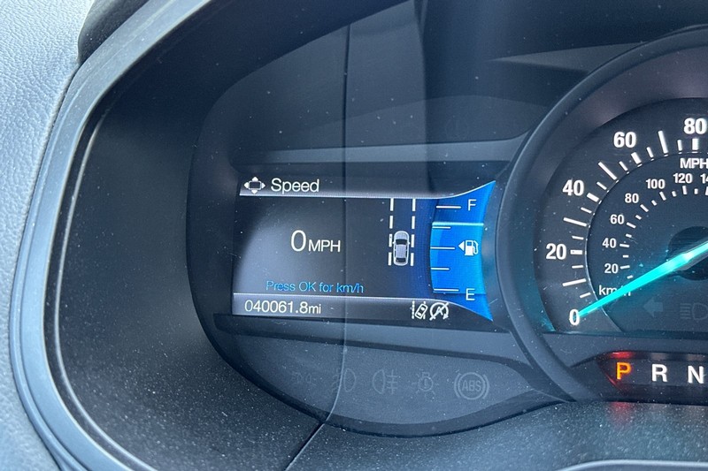 Ford Edge Vehicle Full-screen Gallery Image 39