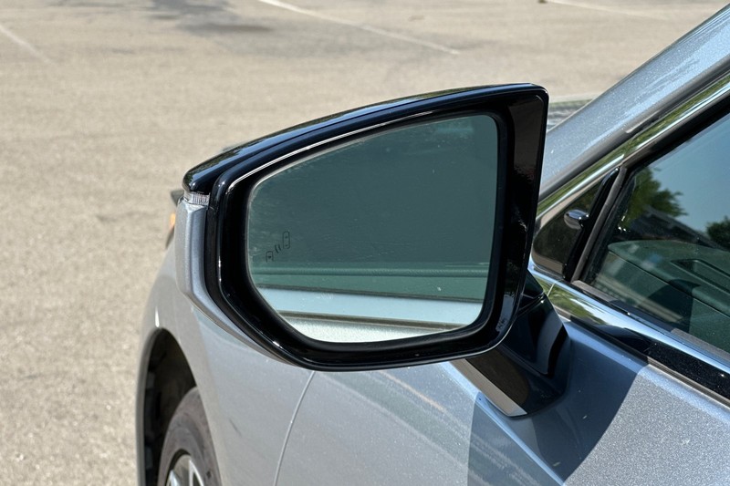 Lexus ES Vehicle Full-screen Gallery Image 50