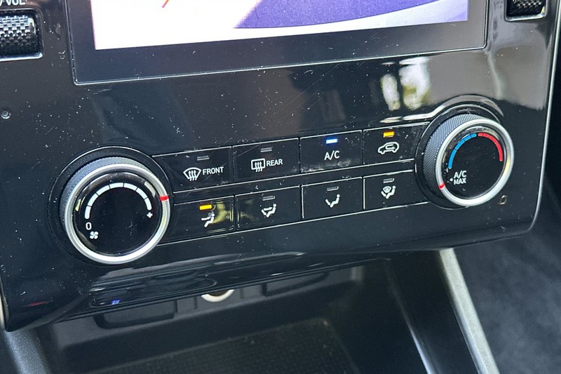 Hyundai Tucson Vehicle Full-screen Gallery Image 28