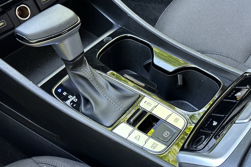 Hyundai Tucson Vehicle Full-screen Gallery Image 32