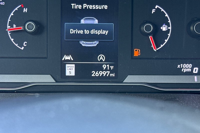 Hyundai Tucson Vehicle Full-screen Gallery Image 40
