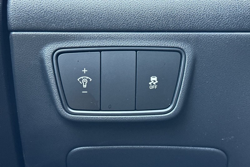 Hyundai Tucson Vehicle Full-screen Gallery Image 41