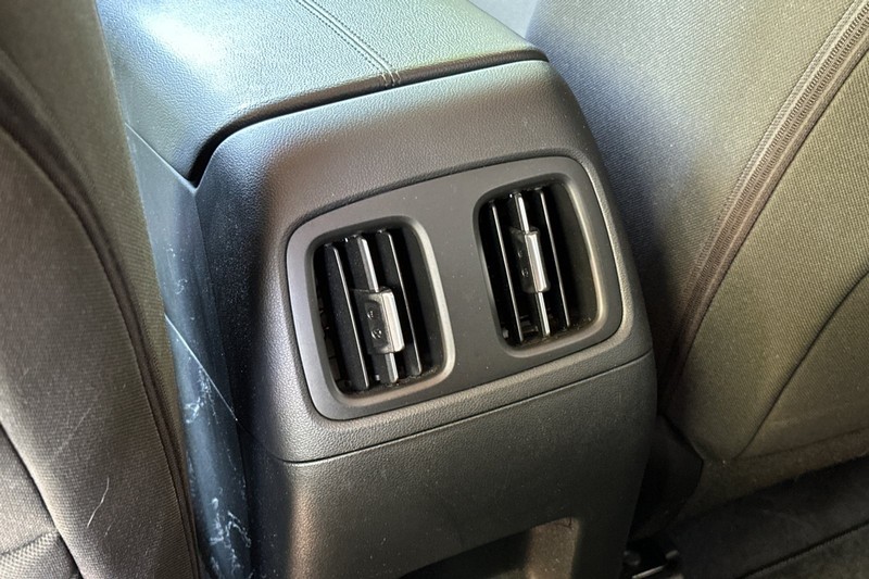 Hyundai Tucson Vehicle Full-screen Gallery Image 42