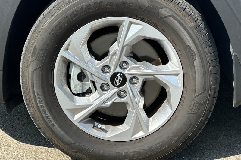 Hyundai Tucson Vehicle Full-screen Gallery Image 44