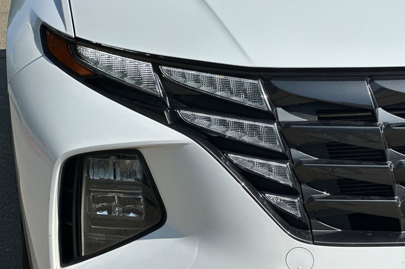 Hyundai Tucson Vehicle Full-screen Gallery Image 45