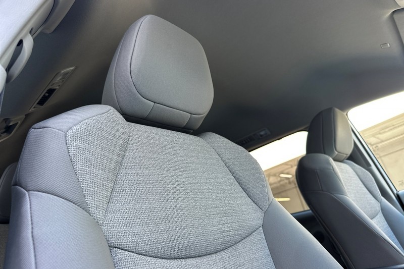 Toyota Sienna Vehicle Full-screen Gallery Image 20