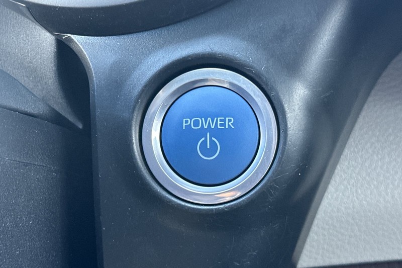 Toyota Sienna Vehicle Full-screen Gallery Image 34